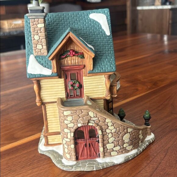 Santa’s Workbench Victorian Series Potion & Pill Apothecary Christmas Village - Picture 5 of 11